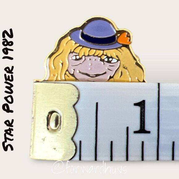 Vintage 1982 ET Star Power Pin - Nostalgic Movie History Piece - Picture 5 of 7